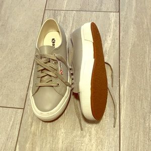 SUPERGA - size 6 gray leather sneaker.